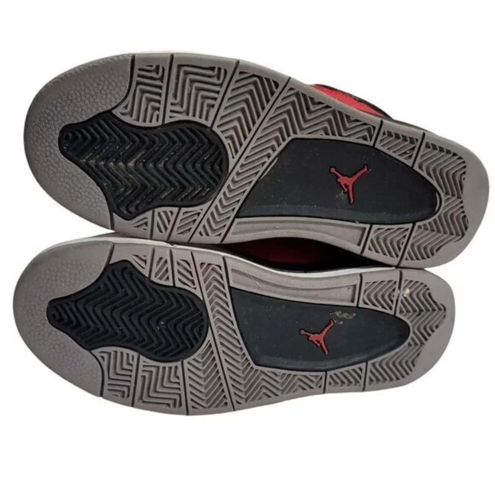 Kids Nike Jordan 4 Retro Toro Bravo High Top Sneakers 3Y Red Black